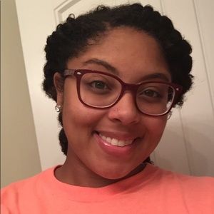 Meet your Posher, Kiana